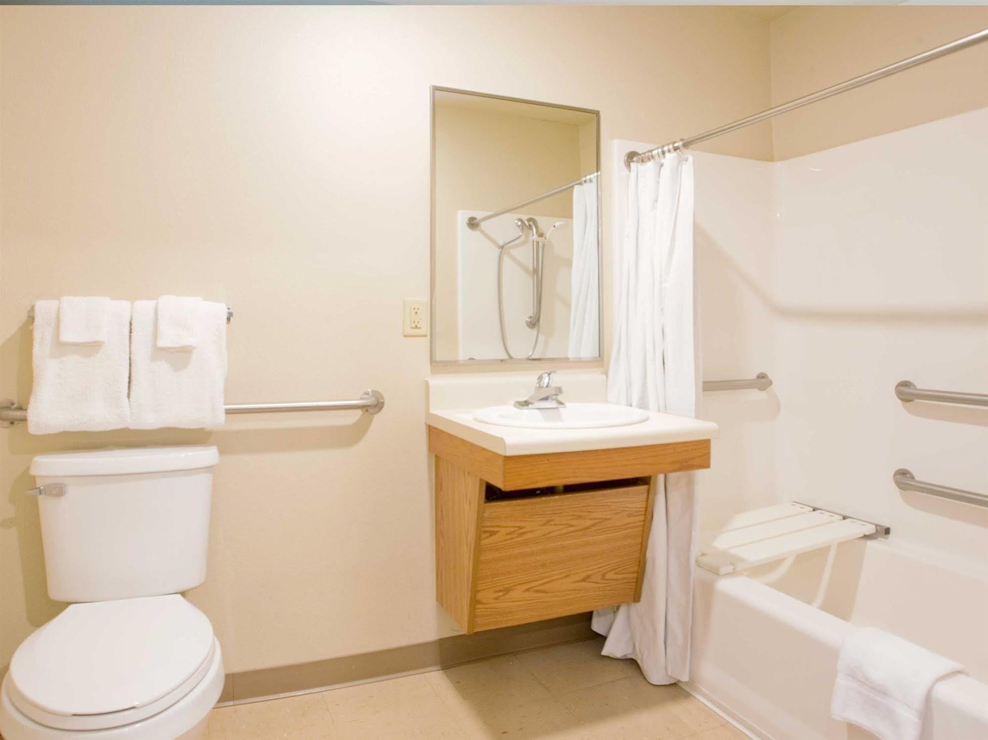 Suburban Area Hotel Huntsville